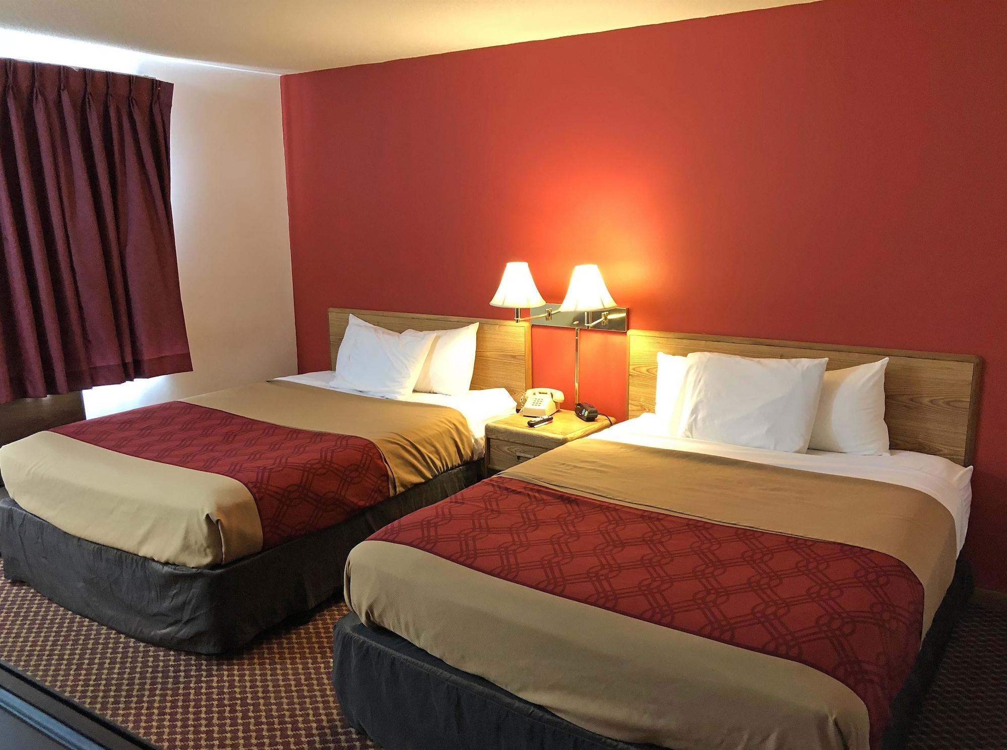 Travelodge By Wyndham Escanaba Εξωτερικό φωτογραφία