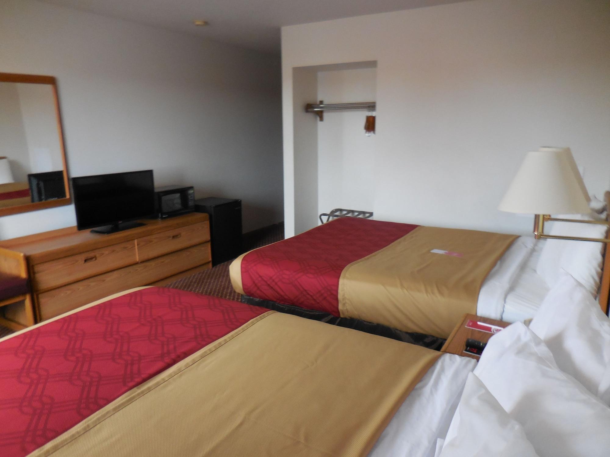 Travelodge By Wyndham Escanaba Εξωτερικό φωτογραφία