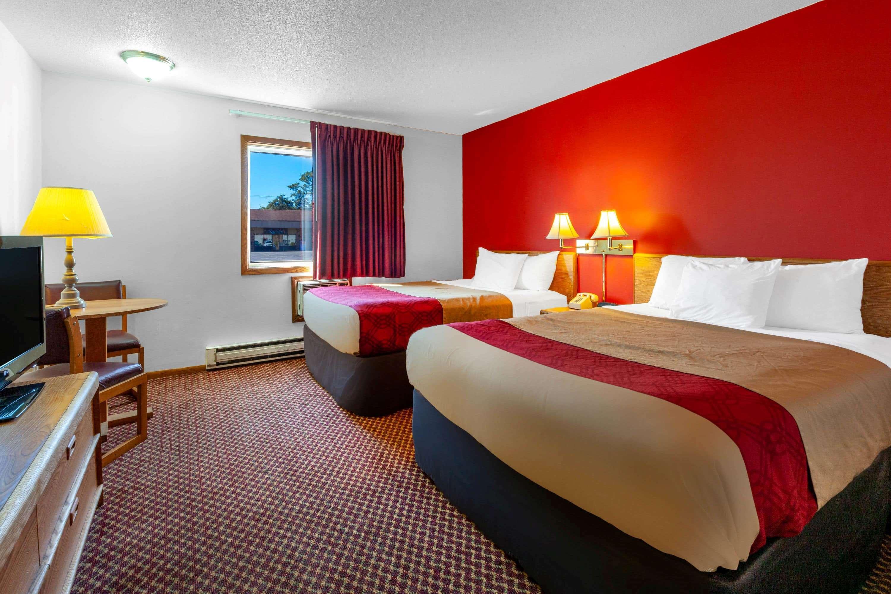 Travelodge By Wyndham Escanaba Εξωτερικό φωτογραφία