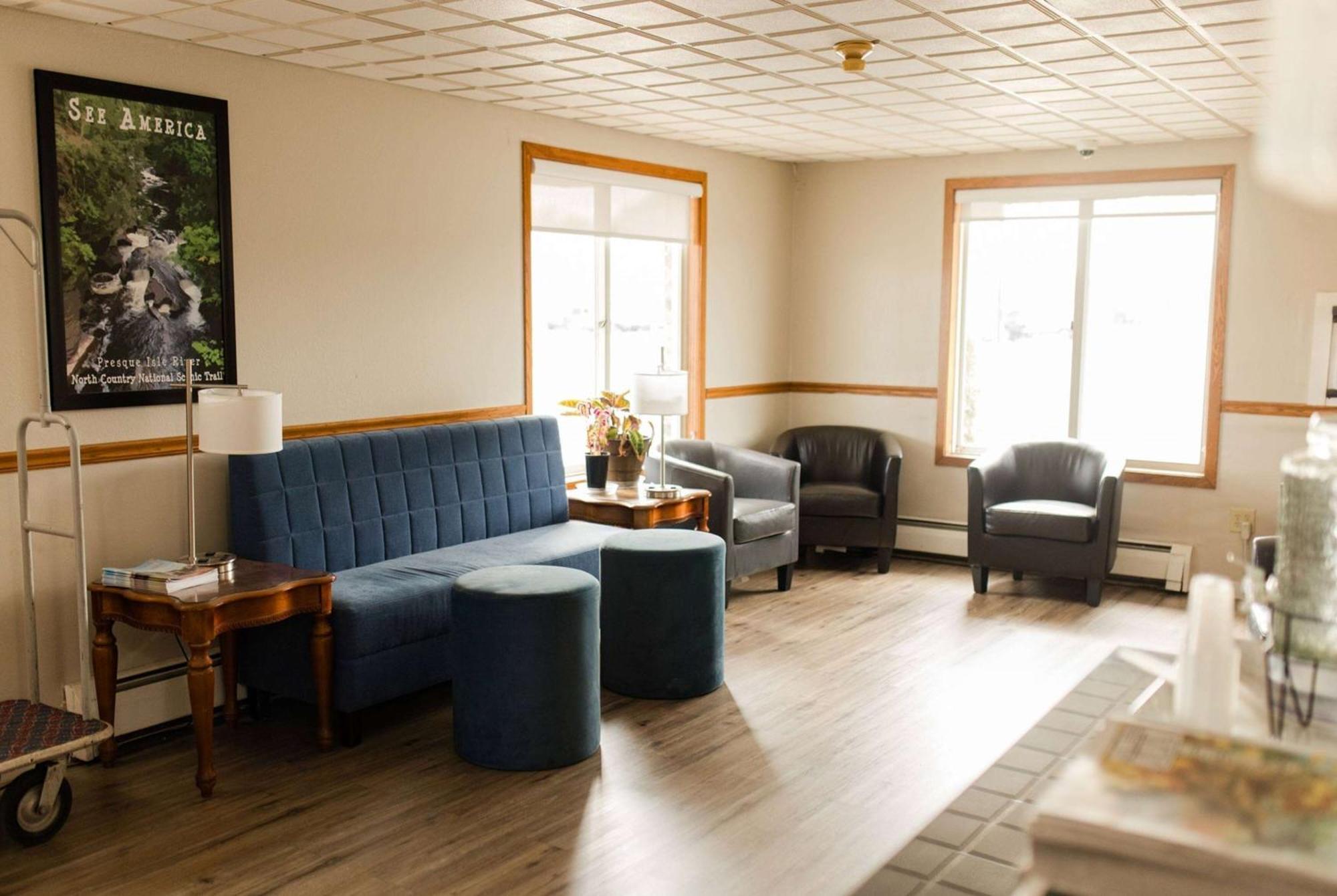 Travelodge By Wyndham Escanaba Εξωτερικό φωτογραφία